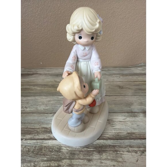 Precious Moments 2001 Cherishing Each Special Moment Motherhood #101233 - No Box - Picture 4 of 11